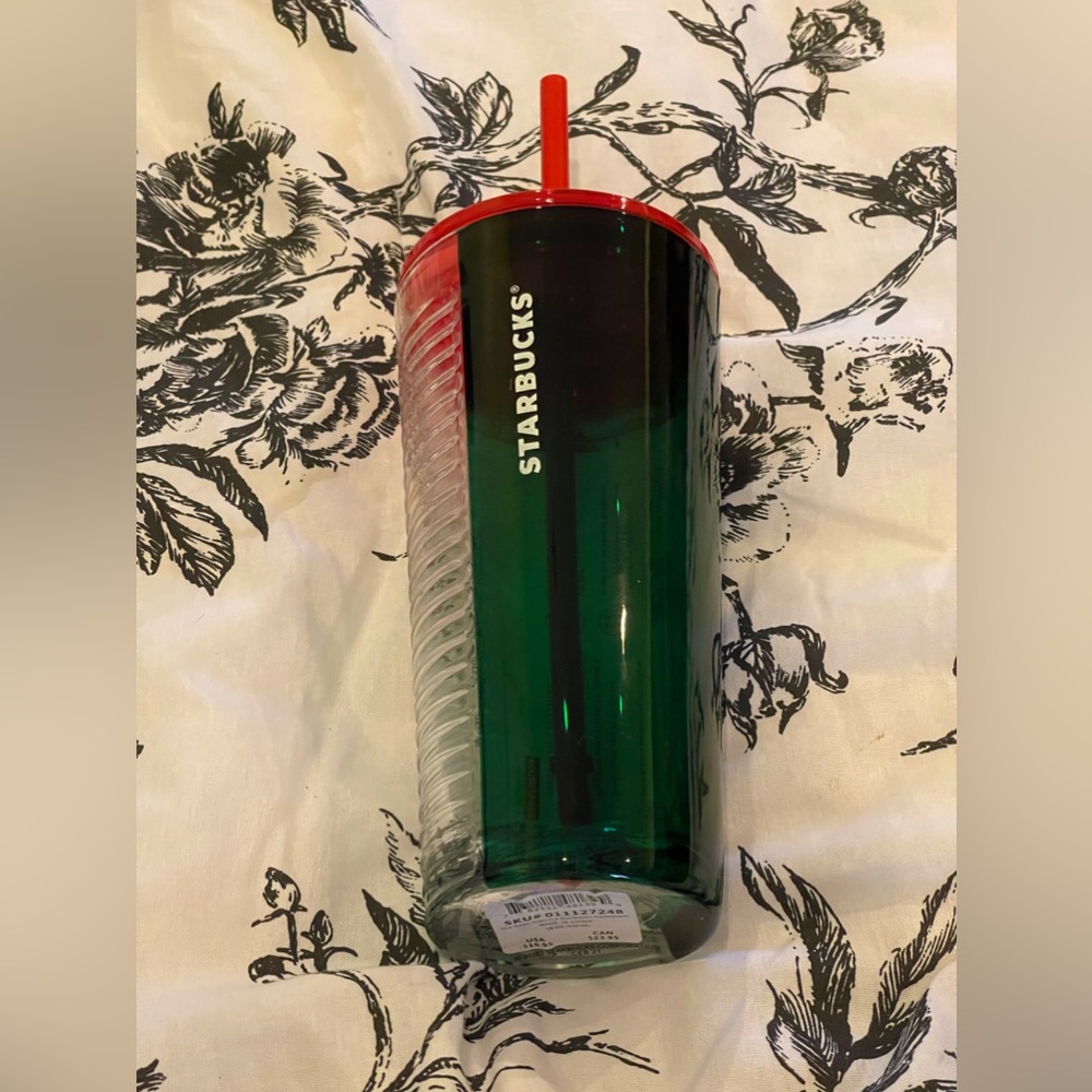 New‎ Starbucks 18 Ounce Tumbler Red/Green/Clear Texturized